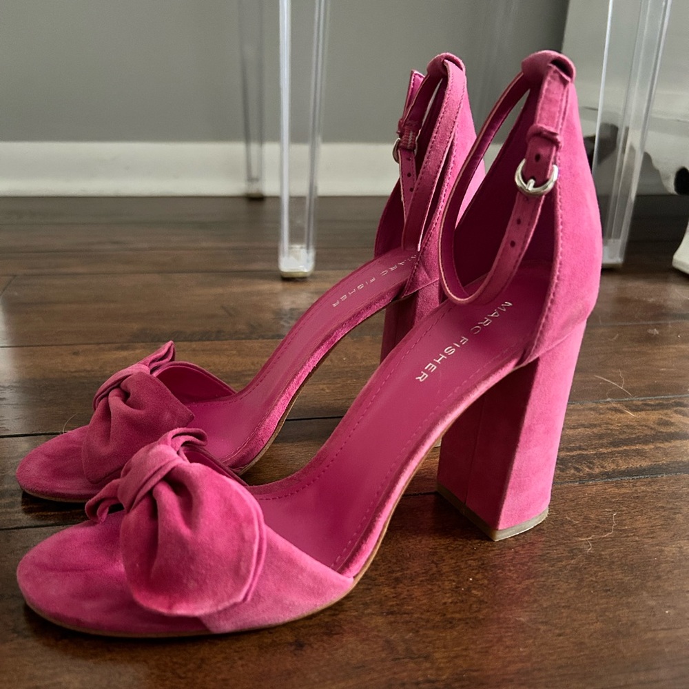 Marc Fisher Hot Pink suede block heels